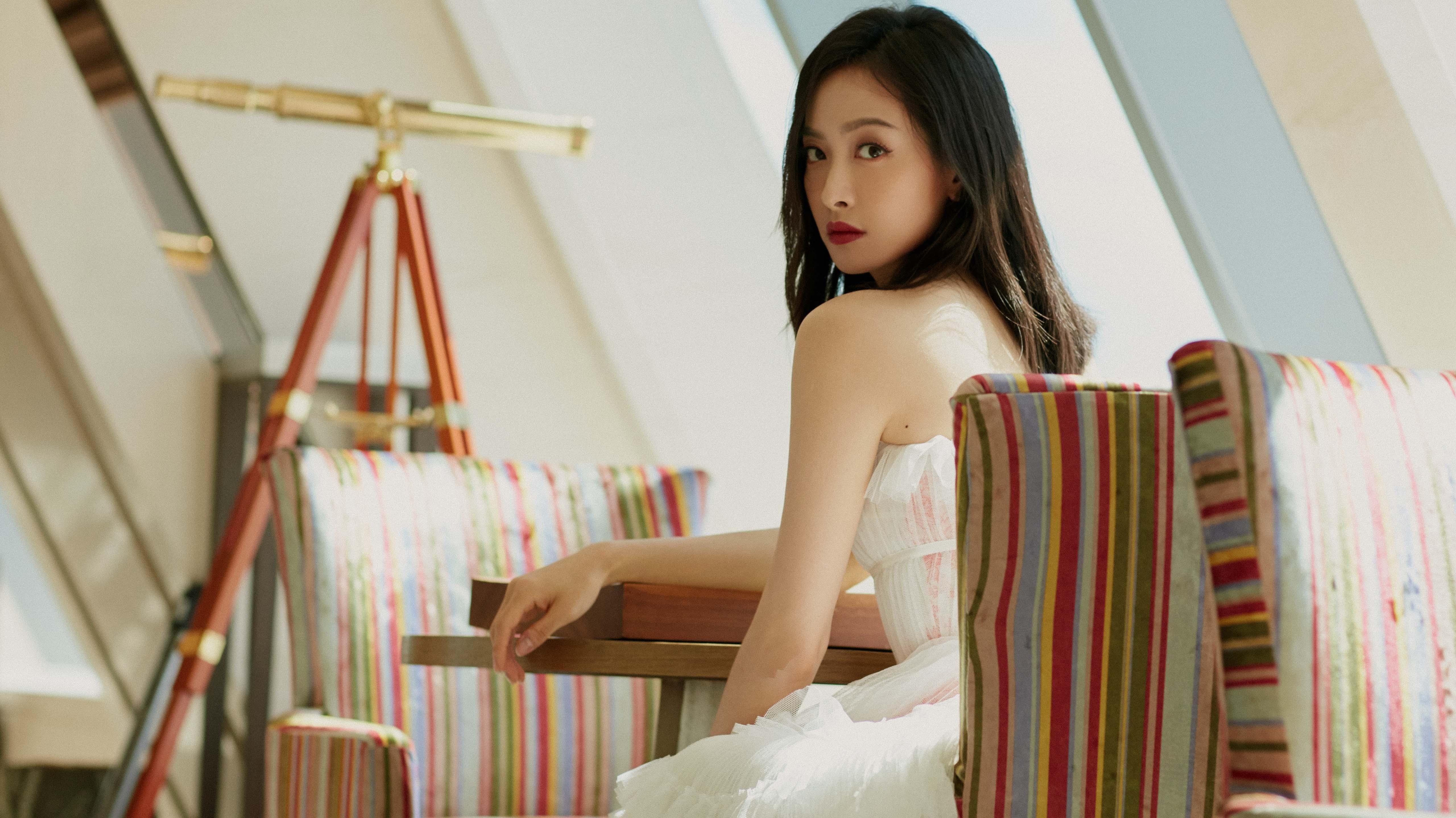 新疆男篮主场气氛热烈成为联盟焦点球馆，新疆男篮最新名单和球队号码